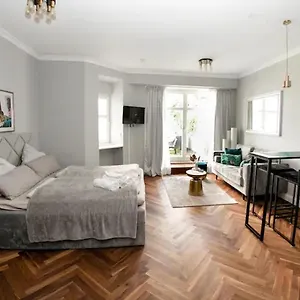  Apartment Arbio I Design In Charlottenburg Deutschland